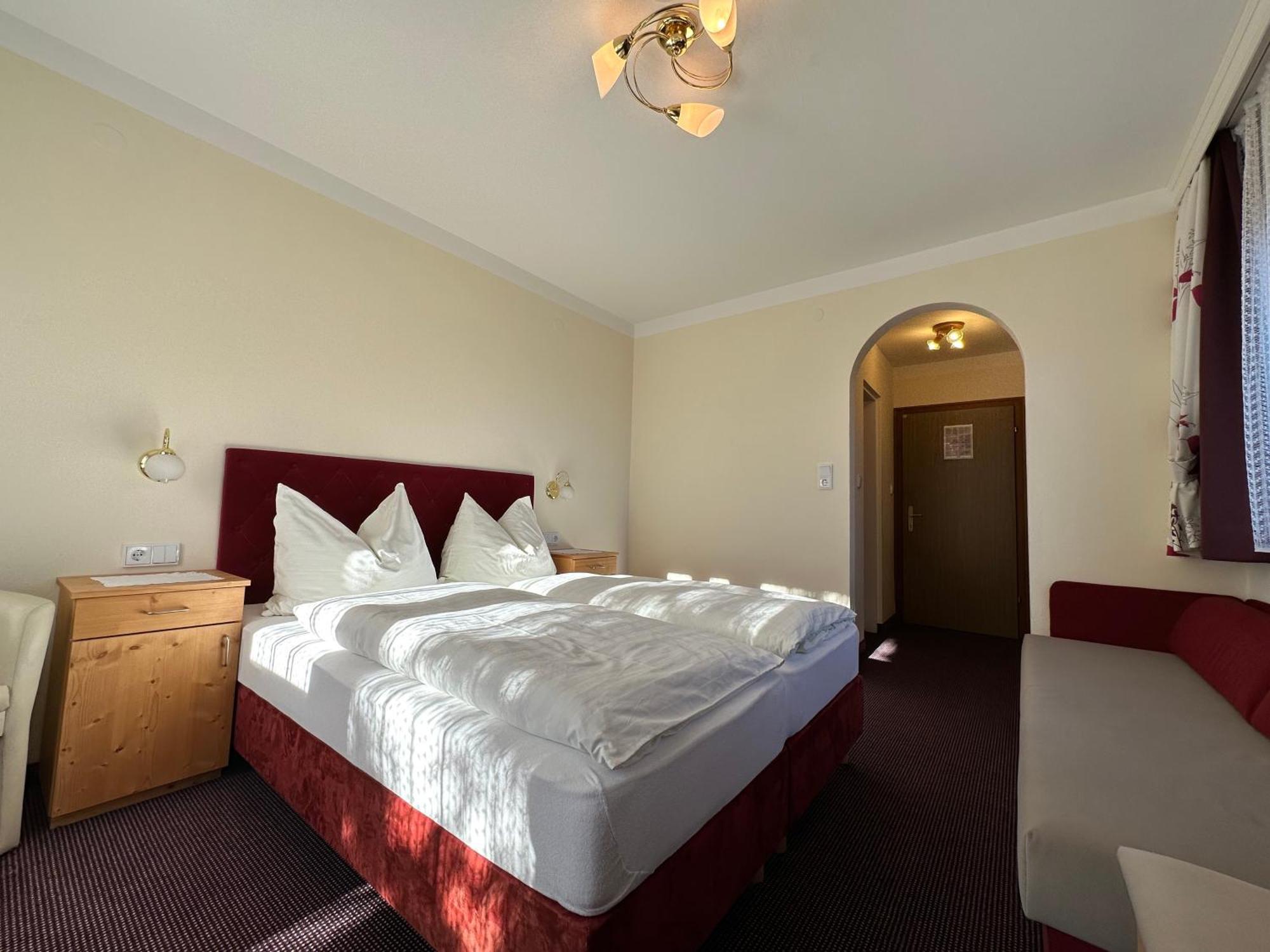 Pension Dorferwirt Bramberg am Wildkogel Room photo
