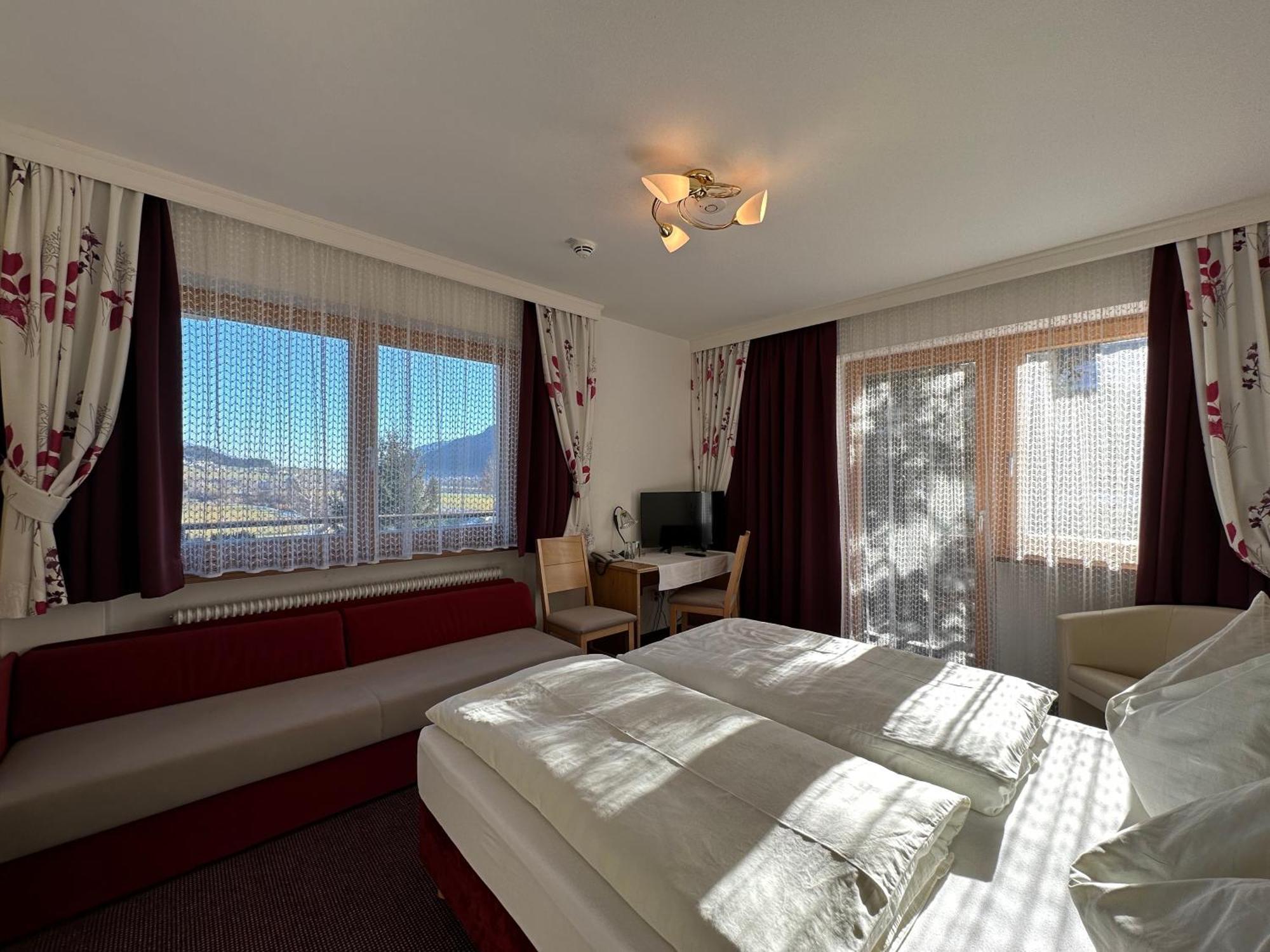 Pension Dorferwirt Bramberg am Wildkogel Room photo
